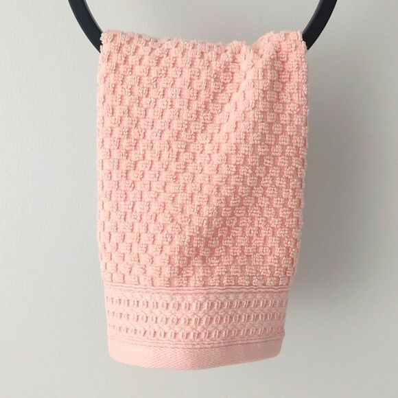 New Without Tags Wabasso Pink 100% Cotton Wash Towel - Picture 3 of 8